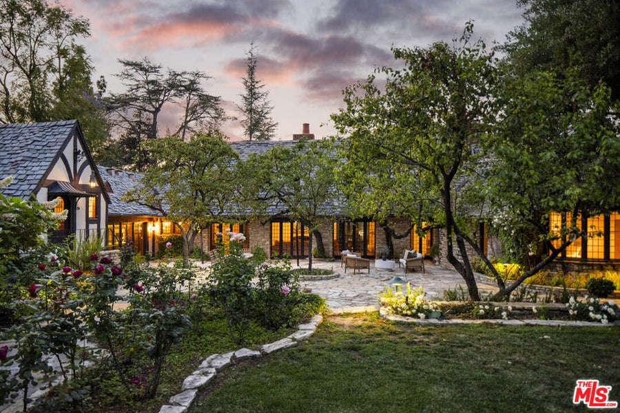 Alicia Shen Luxury Estates in Beverly Hills, CA (3)