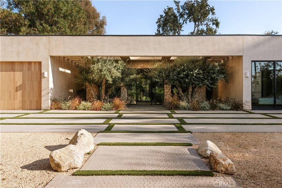 Alicia Shen Luxury Estates in Beverly Hills, CA (5)