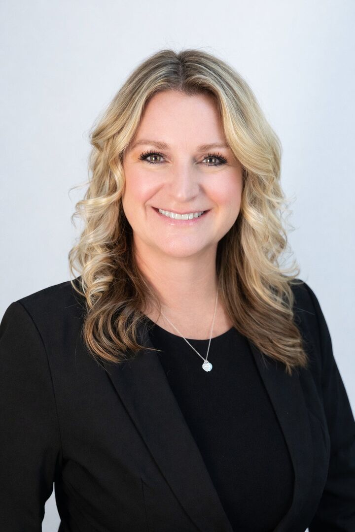 Mandy Niblack Realtor Coldwell Banker Kivett-Teeters in Yucaipa, CA