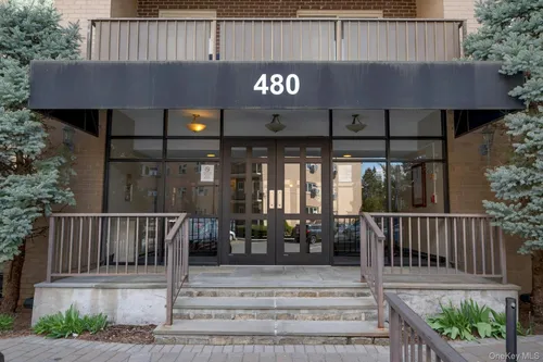 Barbara Abram, Realtor - Corcoran Legends Realty, NY in Irvington, NY (4)
