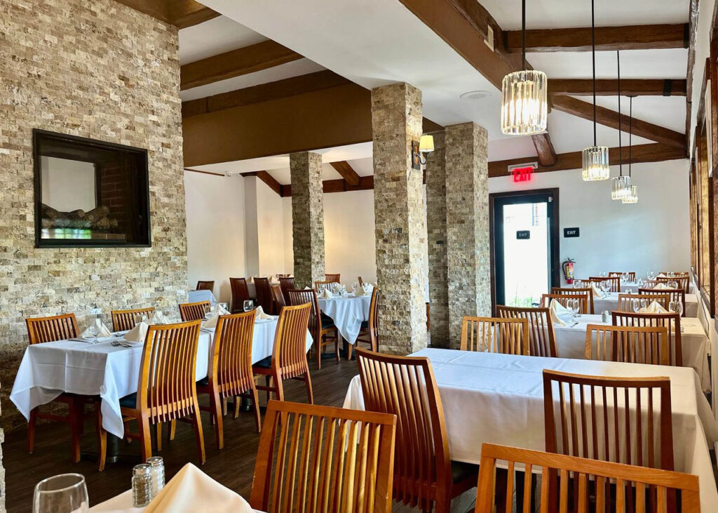 Amore Restaurant in Levittown, PA