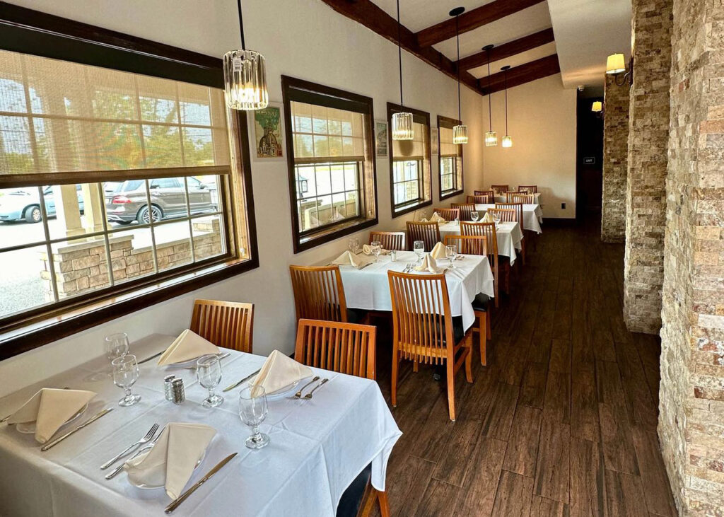Amore Restaurant in Levittown, PA (2)