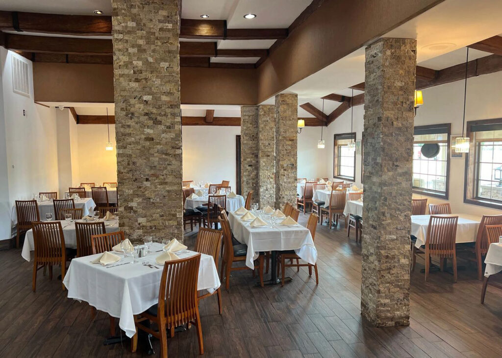Amore Restaurant in Levittown, PA (3)
