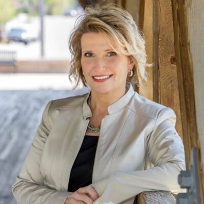Jennifer Anteliz, Around Town Real Estate Group, Baird & Warner in Naperville, IL (3)