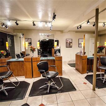 Lavish Salon in Santa Cruz, CA (4)