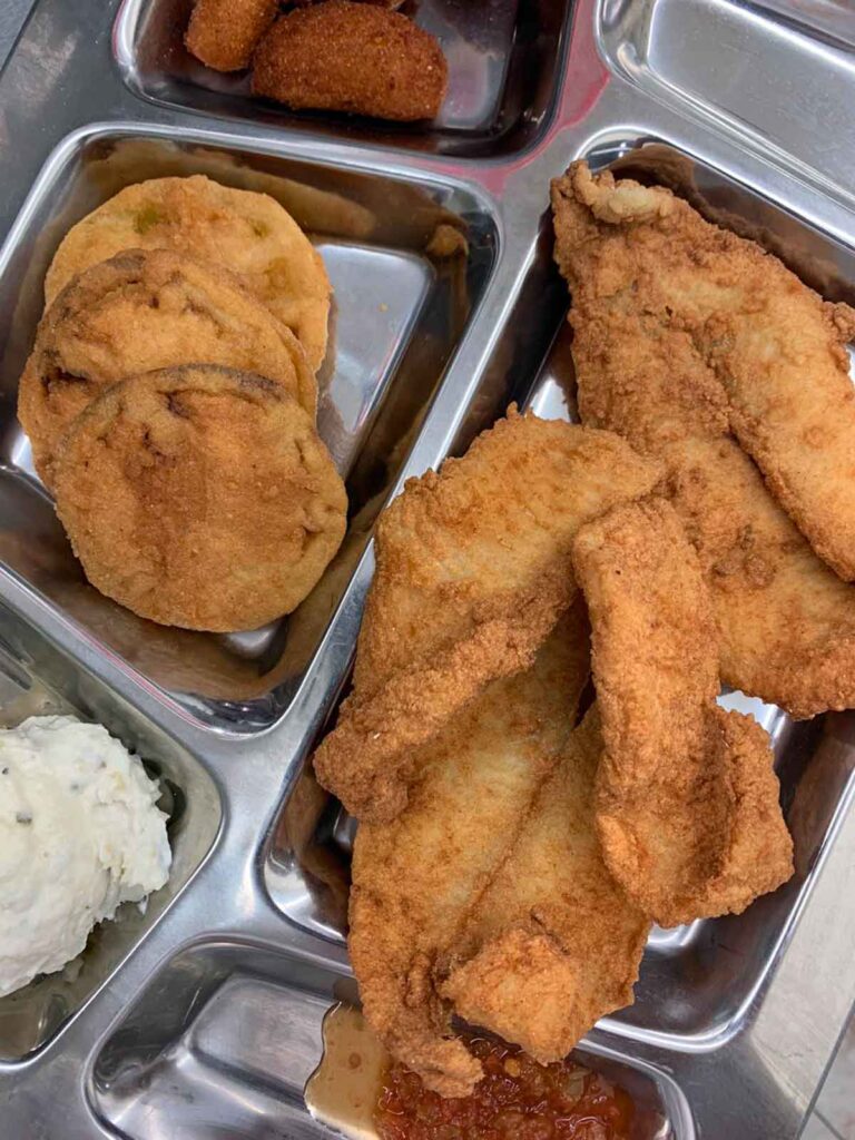 Boondocks Fish Camp & Smoke House in Gray Court, SC (3)