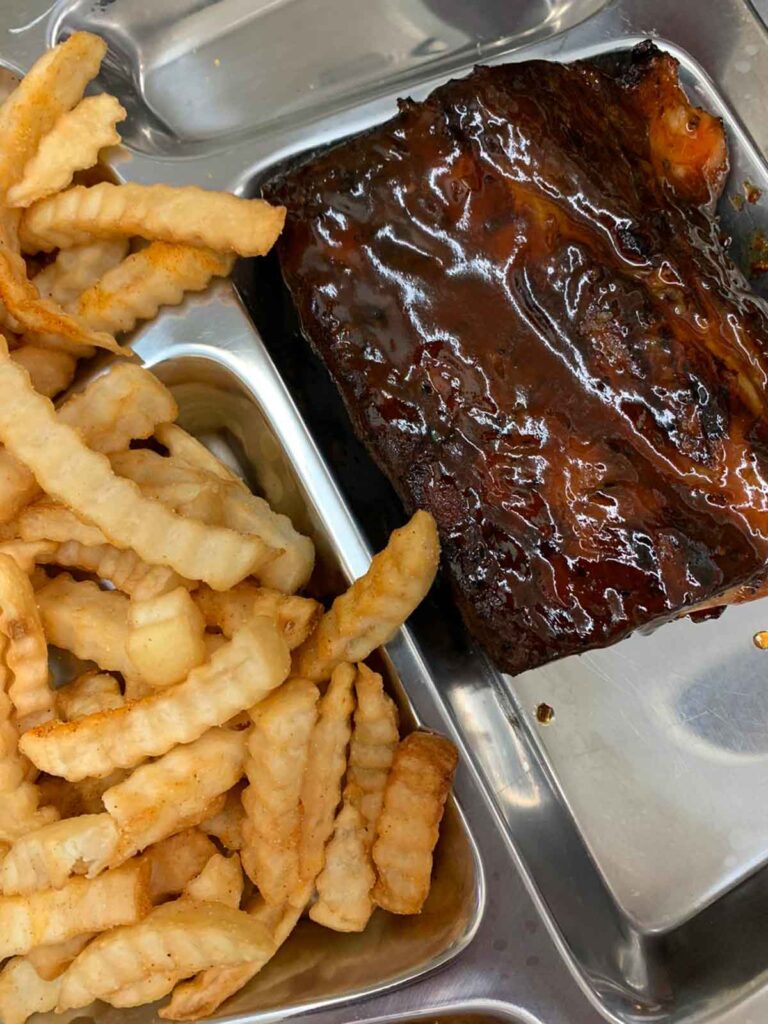 Boondocks Fish Camp & Smoke House in Gray Court, SC (4)