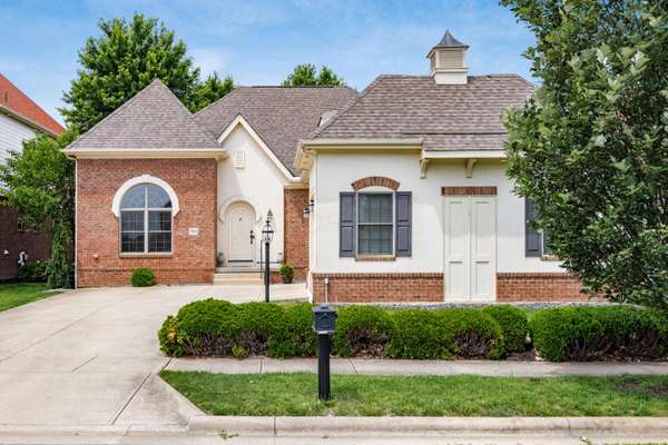 Susan Wainfor Group - Coldwell Banker Realty in Hilliard, OH (2)