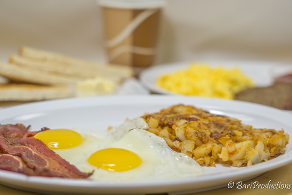 Country Style Chicken And Waffles in Marlow Heights, MD (6)