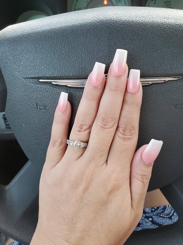 Ultra Nails & Tanning in Latrobe, PA