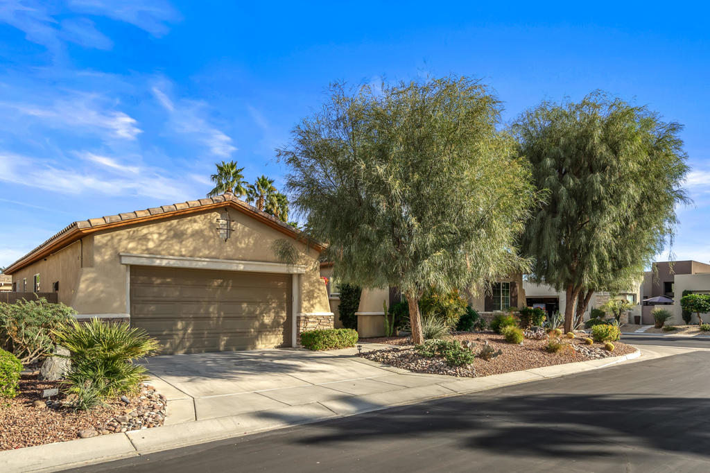 Michelle Madison Realtor in Palm Desert, CA (3)