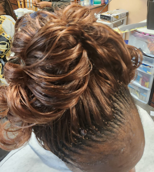 M & M Beauty And Braiding Salon in Riverdale, GA (2)