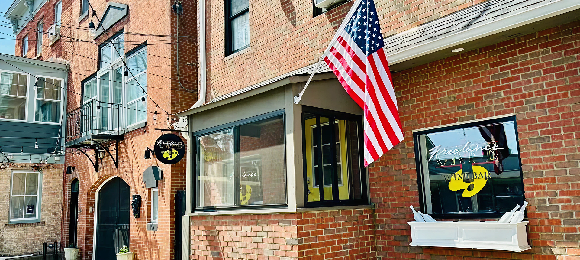 Freelance Cafe & Wine Bar in Piermont, NY