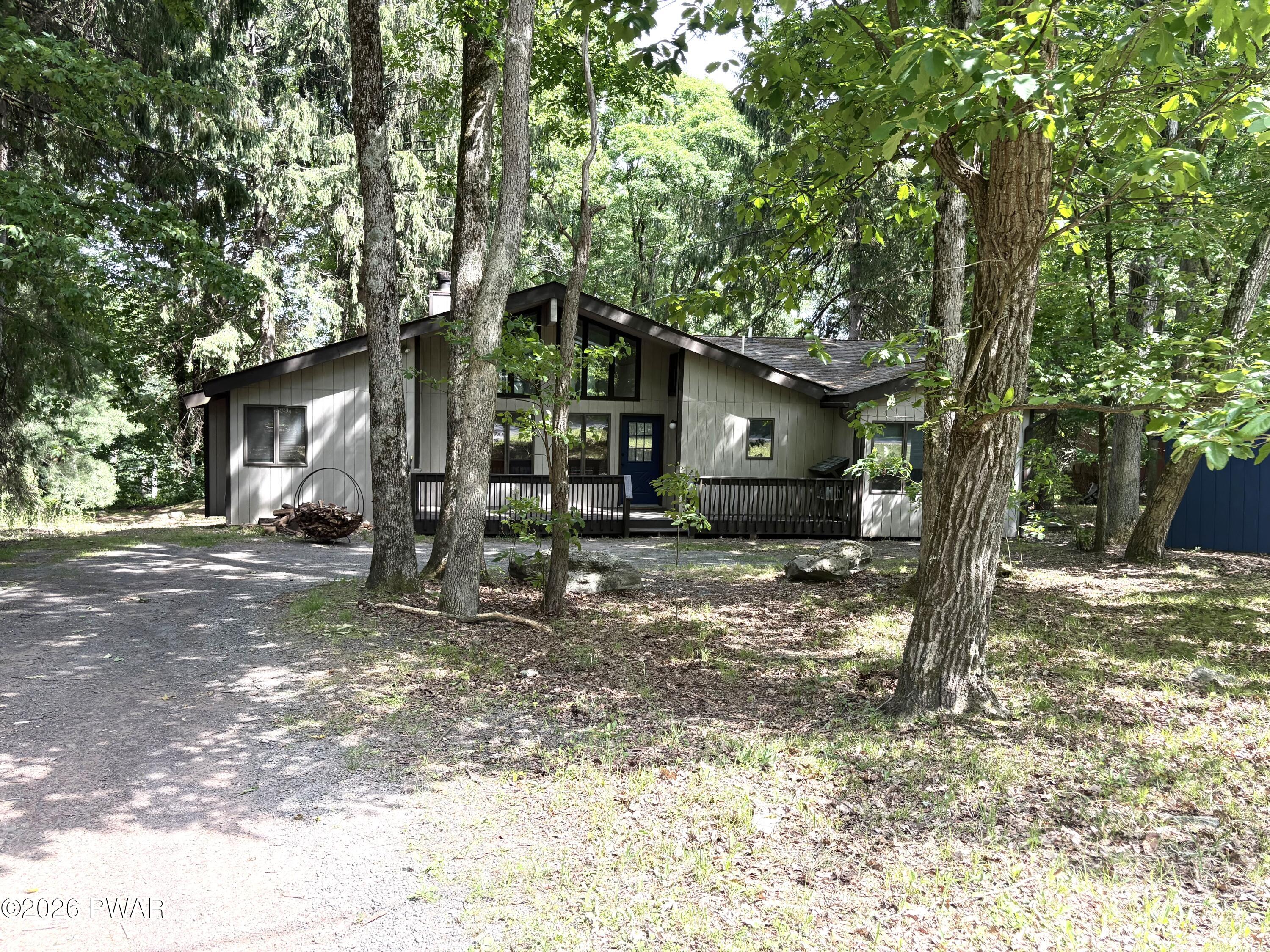 Linda Hanf, Realtor in Hawley, PA
