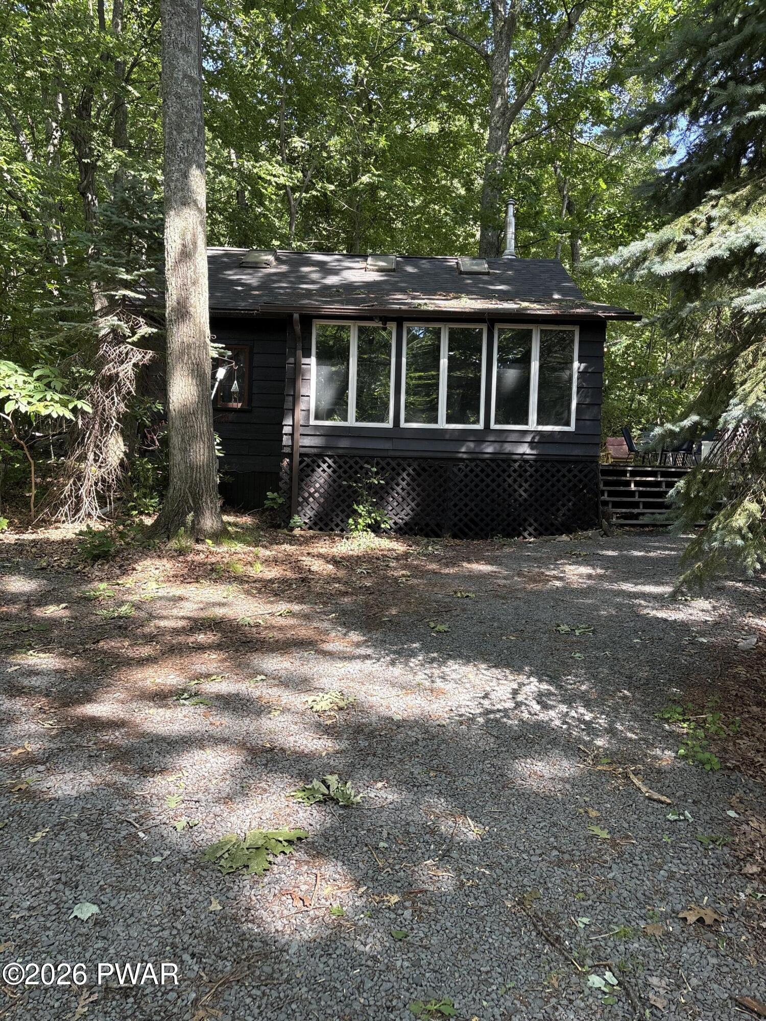 Linda Hanf, Realtor in Hawley, PA (2)