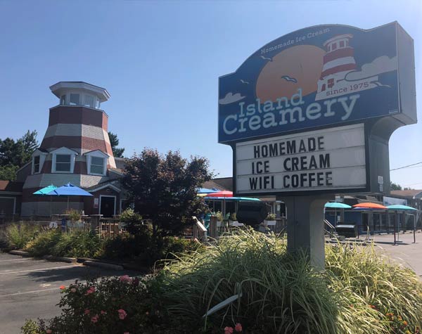 Island Creamery in Chincoteague, VA (2)