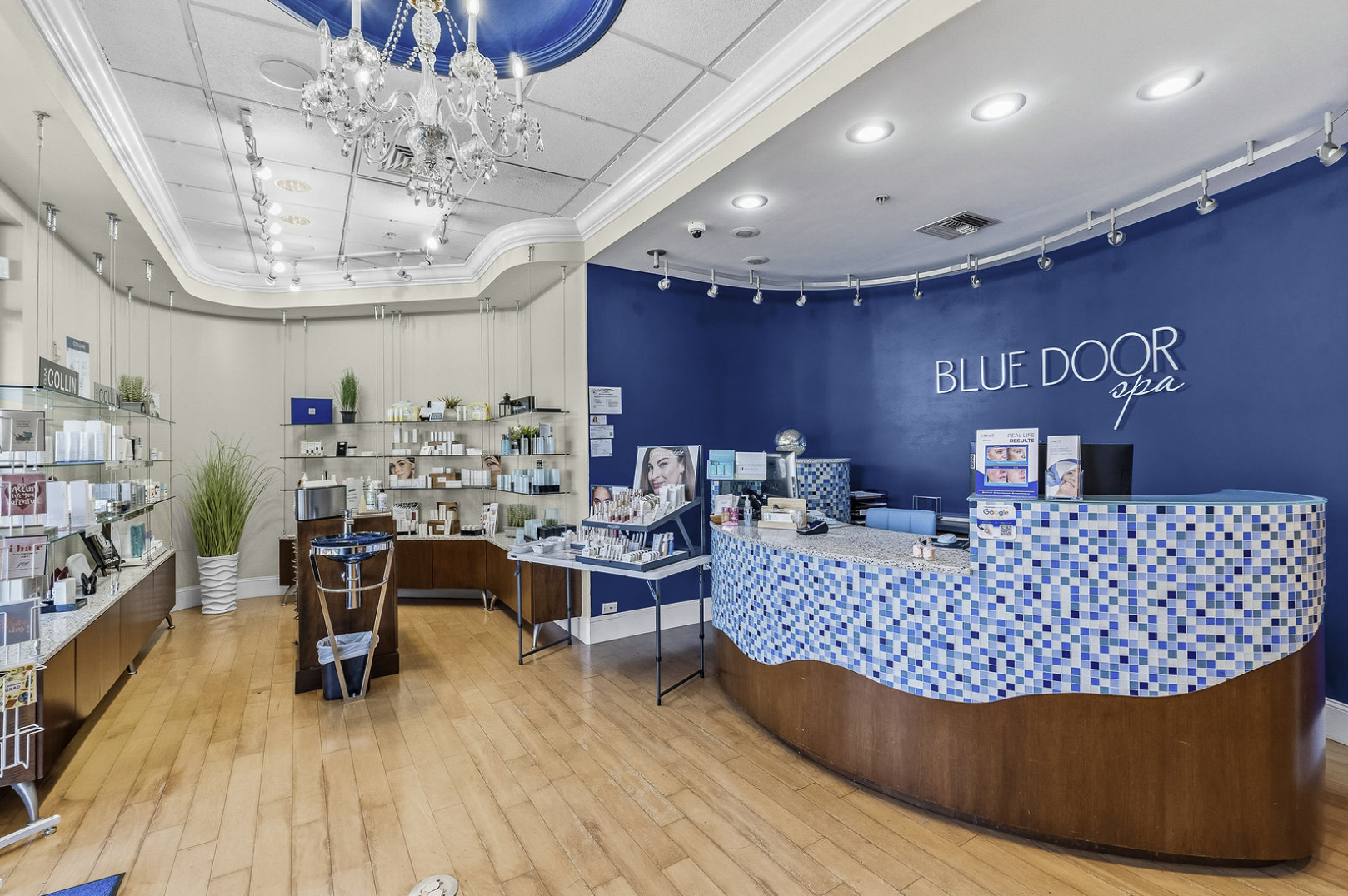Blue Door Spa & Salon Bradenton in Bradenton, FL (2)