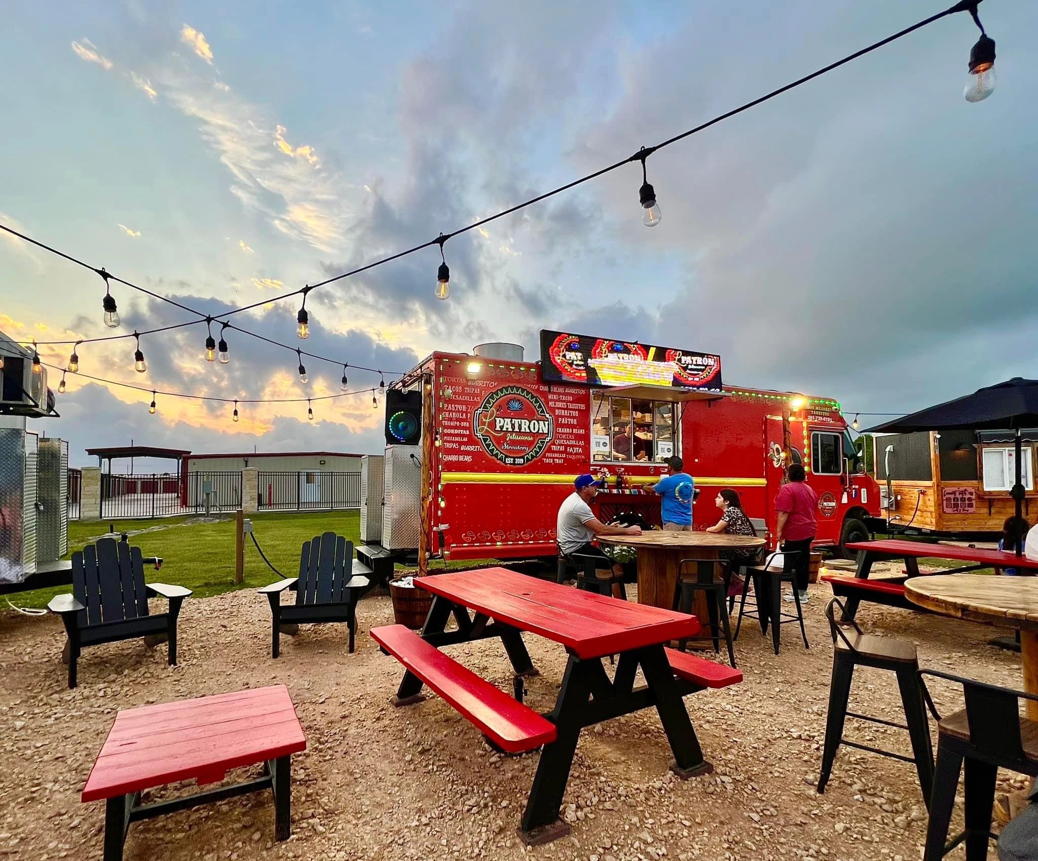 L'Patron Food Truck in Baytown, TX
