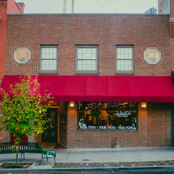 Jackie O's Public House Restaurant in Athens, OH (6)