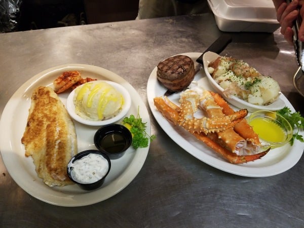 Hillside Fish House in Fountain City, WI (5)