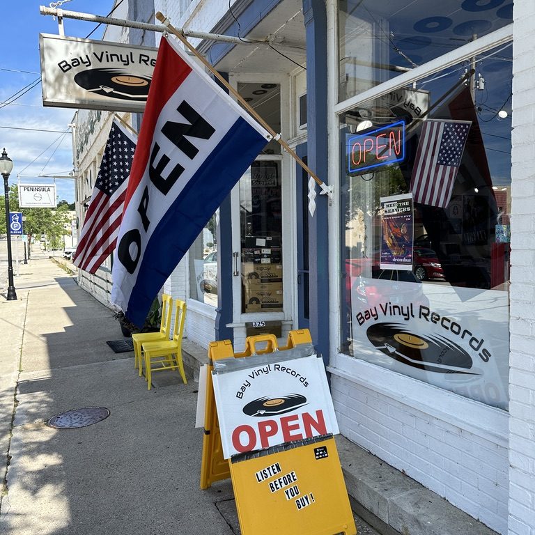 Bay Vinyl Records in Sturgeon Bay, WI (3)
