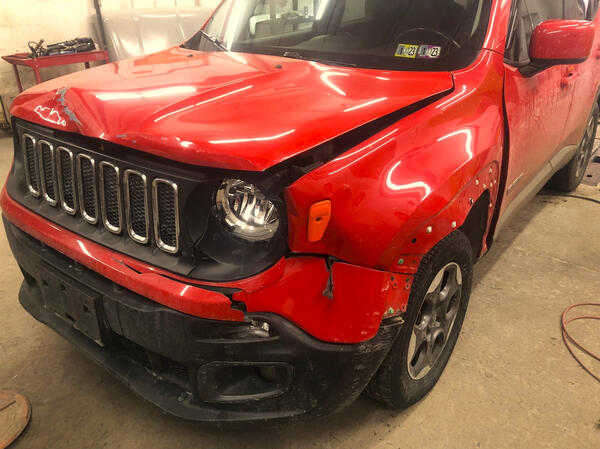 Hovis Auto Body & Restoration in Fredonia, PA (4)
