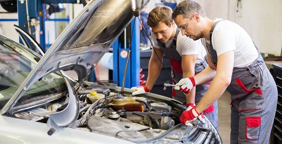 Dave's Auto Service Inc in Janesville, WI