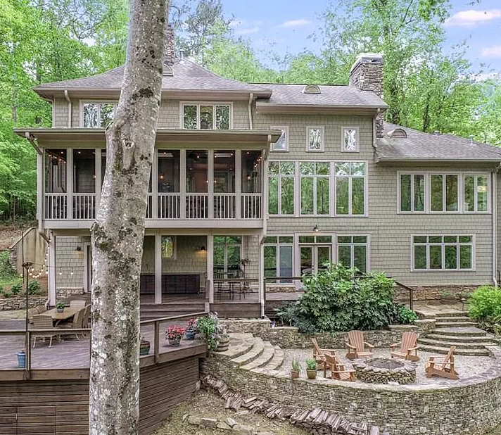 Cindy Mitchell Real Estate in Bogart, GA (2)