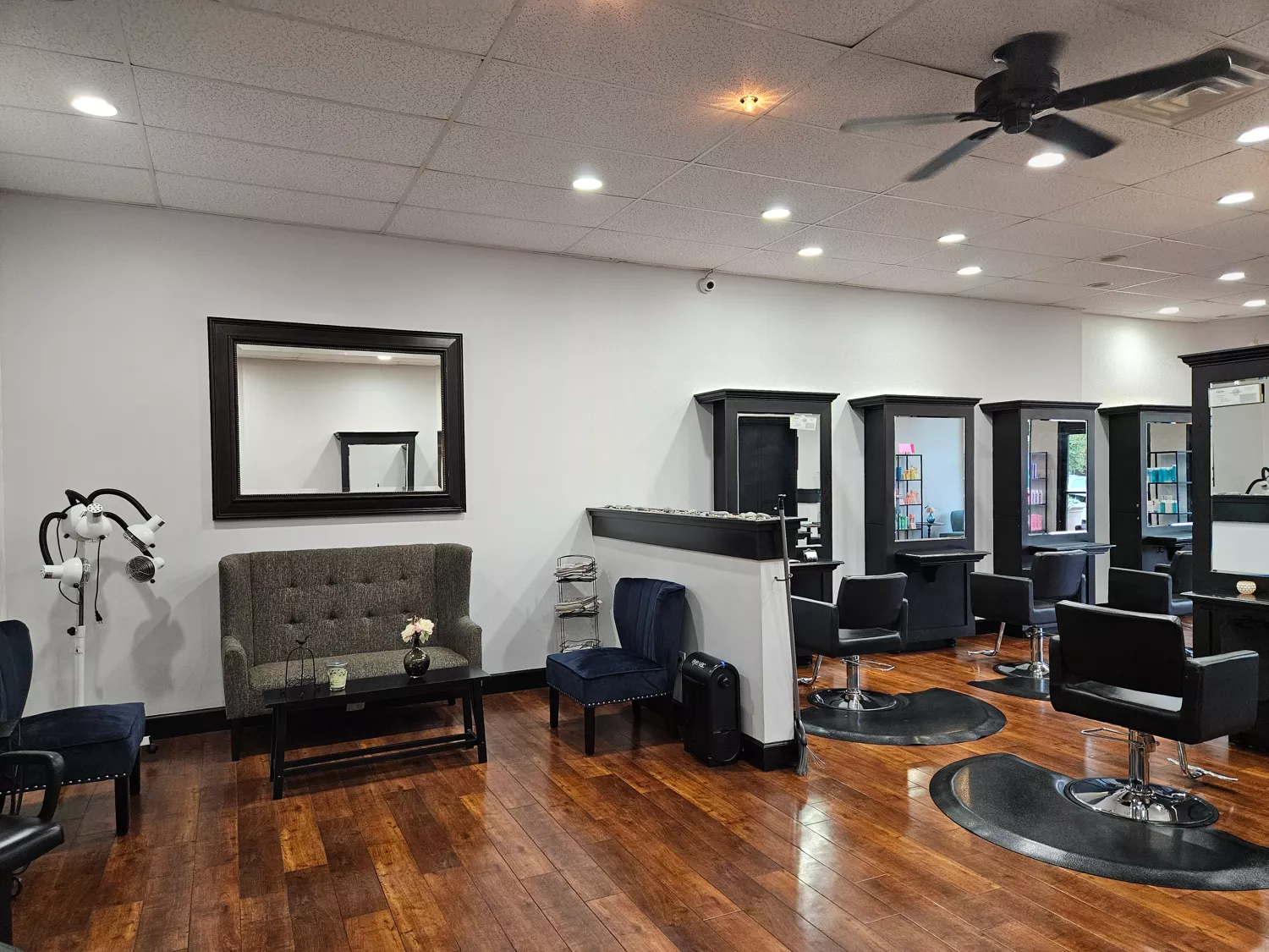 Lavish Lounge Salon in San Dimas, CA (5)