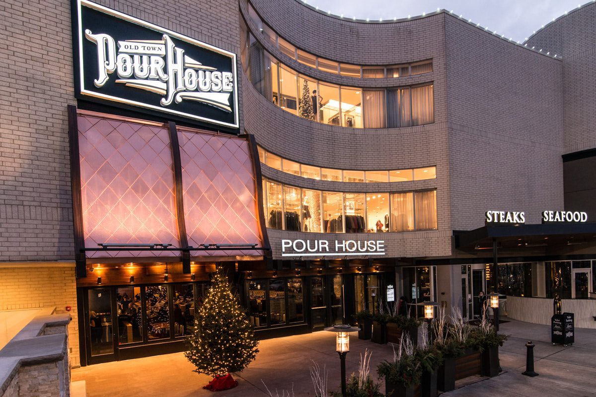 Old Town Pour House (Oak Brook Center - Oak Brook) in Oak Brook, IL (2)