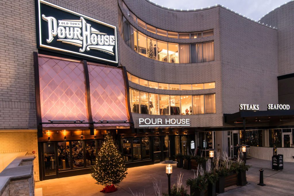 Old Town Pour House (Oak Brook Center - Oak Brook) in Oak Brook, IL (5)