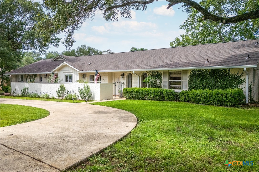 Black Label Real Estate Advisors in Canyon Lake, TX