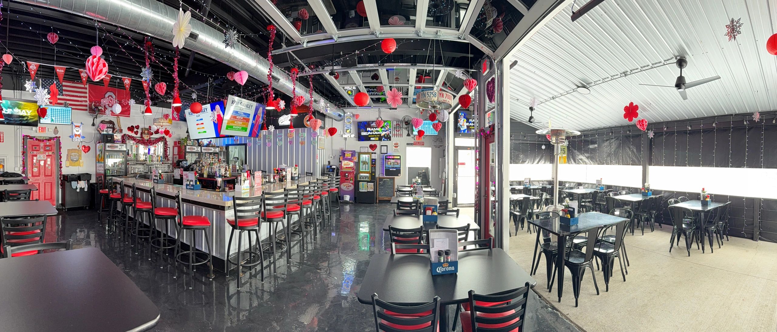 Garage Bar & Grill in Vermilion, OH