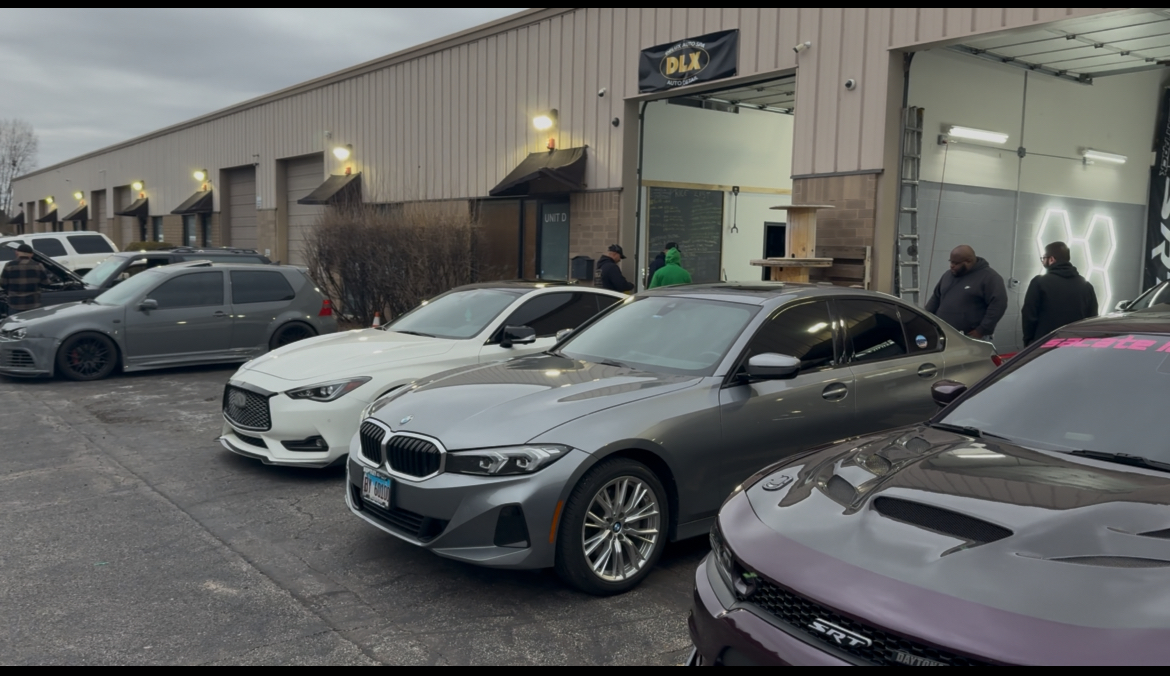 No Limit Customs in Romeoville, IL (2)