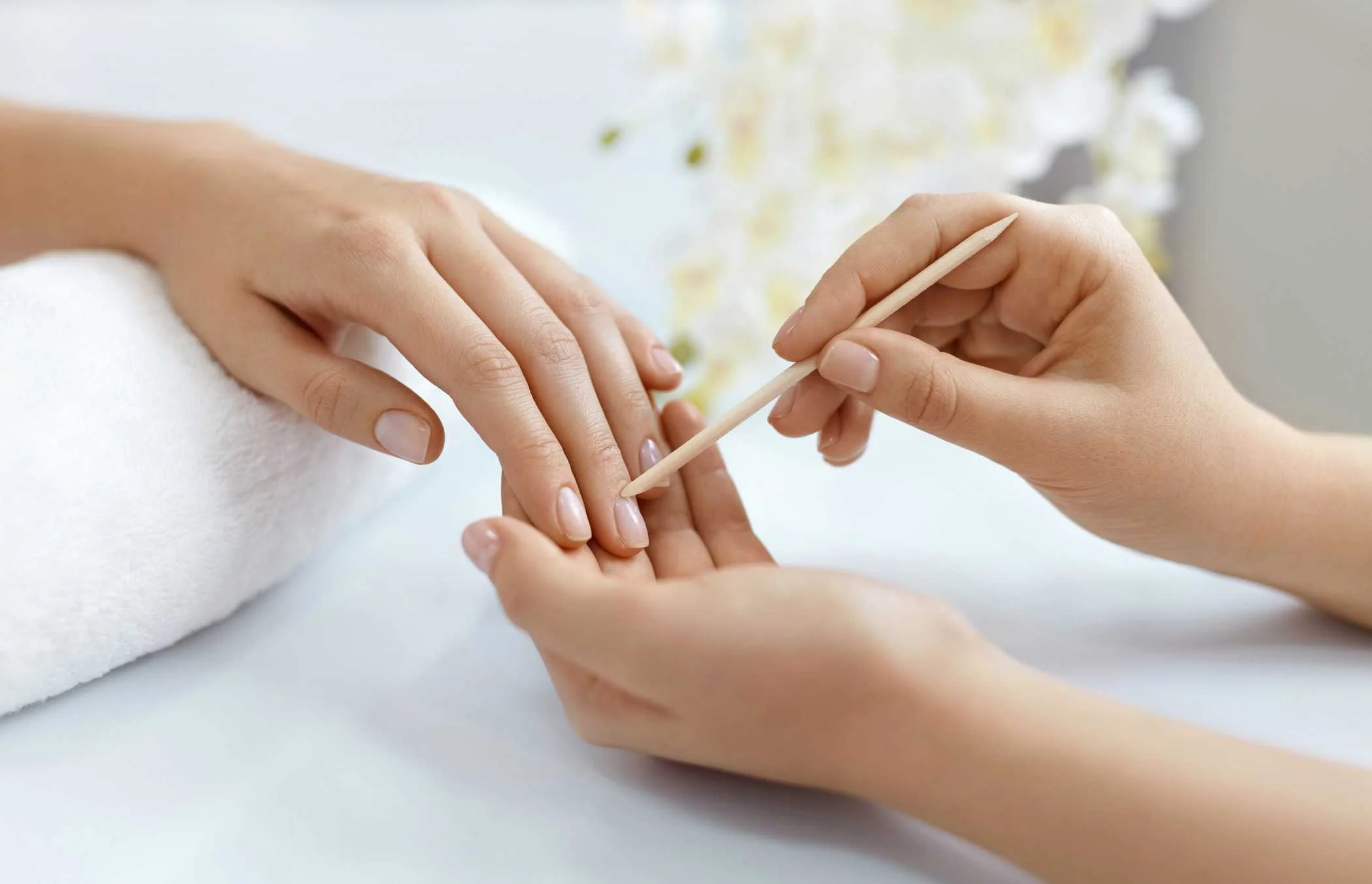 Lavish Nail Bar And Organic Spa 8pinkopi in Los Angeles, CA (2)