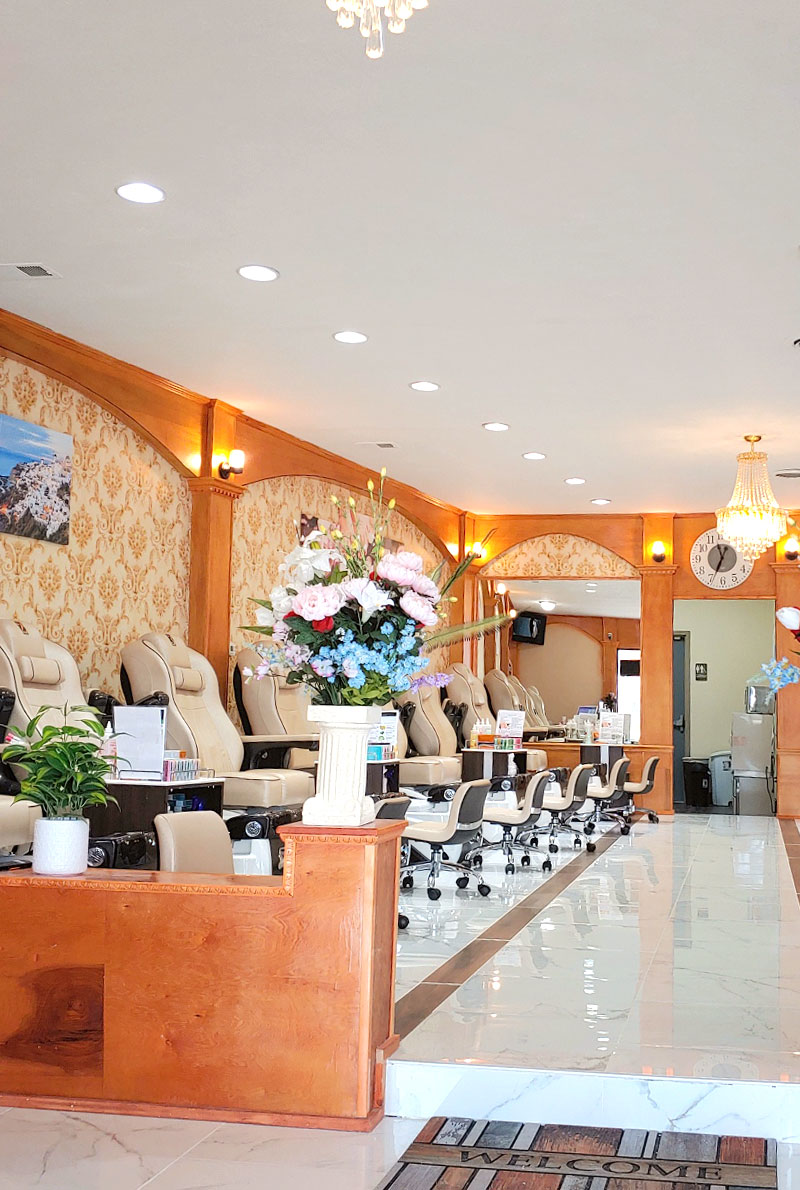 Luxury Nails in Terre Haute, IN