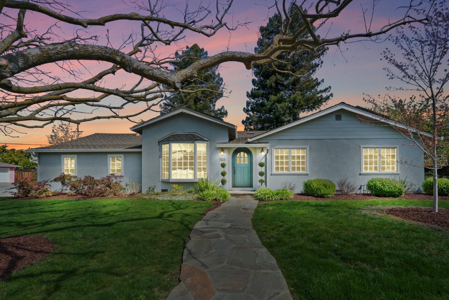 Amber Melenudo - REALTOR ️ Sotheby's International Realty Santa Cruz in Capitola, CA (2)
