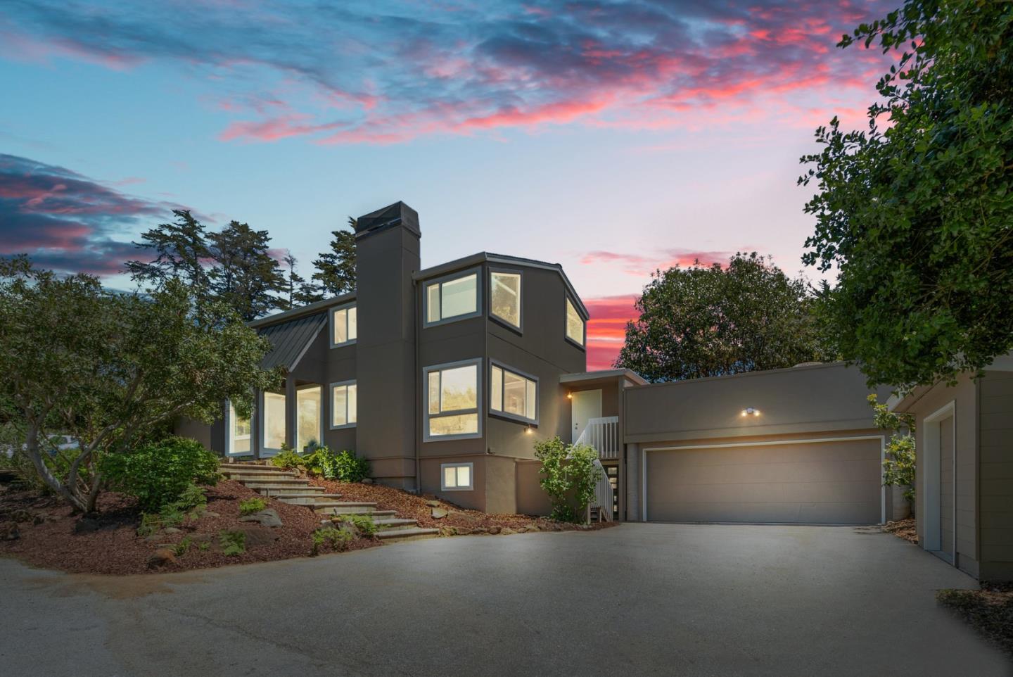 Amber Melenudo - REALTOR ️ Sotheby's International Realty Santa Cruz in Capitola, CA (4)