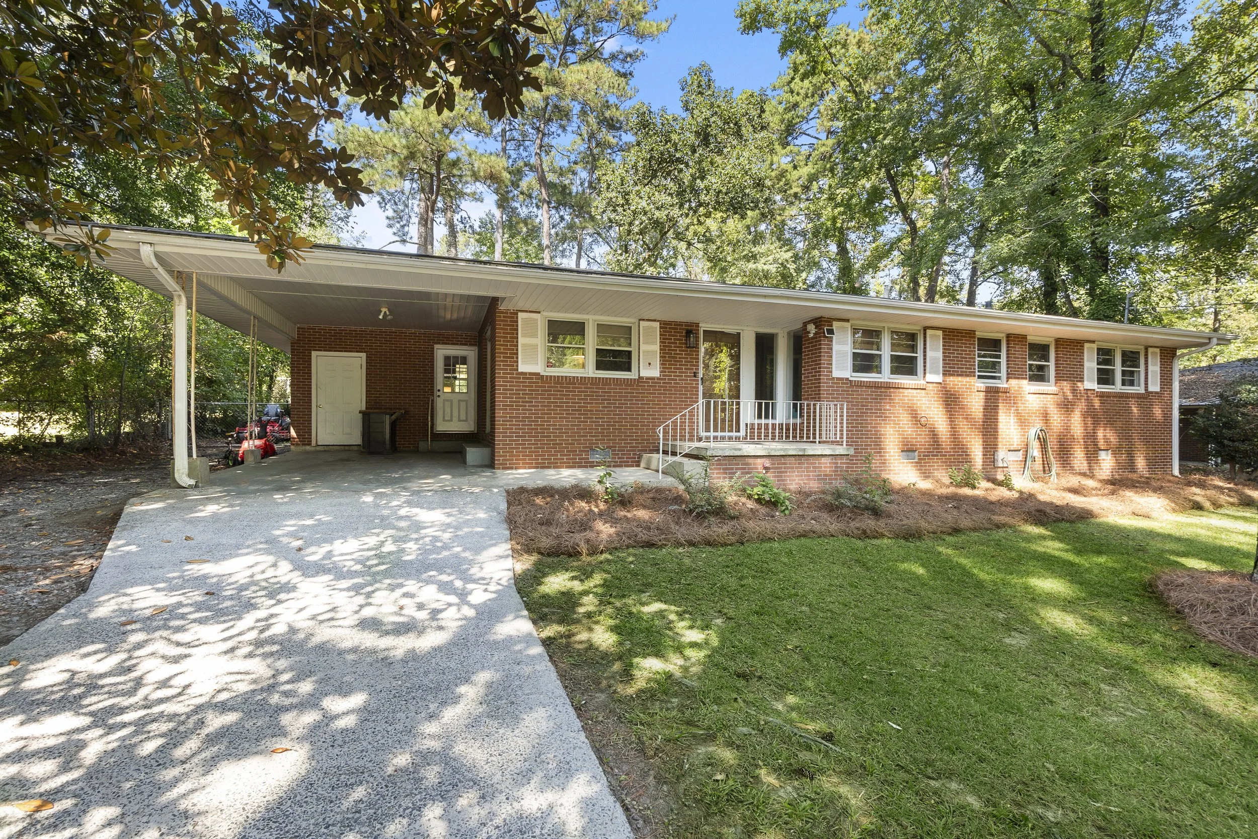 Tina Mickelson, Best Realtor | Middle Georgia | Robins Air Force Base | Macon | Perry & Warner Robins in Kathleen, GA (2)
