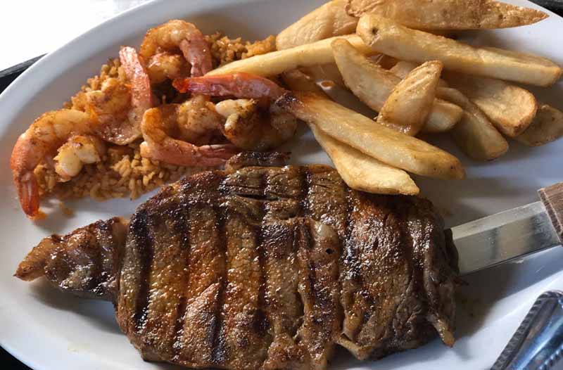 Manuel's Steakhouse & Bar in Del Rio, TX (4)