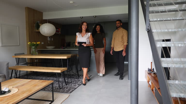 Realtor / REAL ESTATE Travon Smith in Pomona, CA (3)