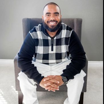 Realtor / REAL ESTATE Travon Smith in Pomona, CA (4)