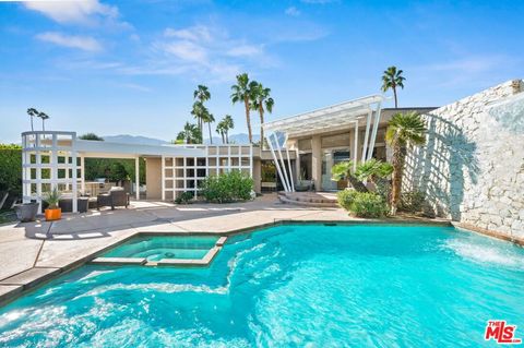 Kevin Stanley, Realtor At Bennion Deville Homes Palm Springs in Palm Springs, CA (6)