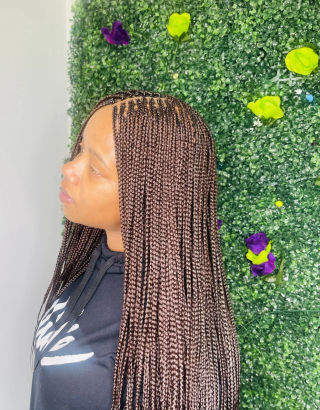 Max Hair Salon Baltimore in Gwynn Oak, MD (3)
