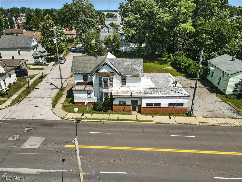 Tara Rhodes - Realtor®, Platinum Real Estate in Ashtabula, OH (5)