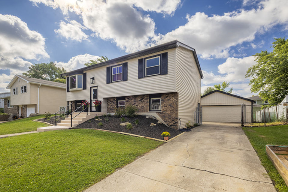 The Baldwin Team - Real Broker LLC in Orland Park, IL