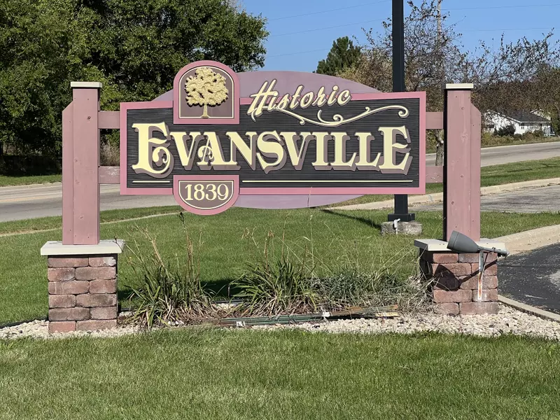 Zuelke Real Estate Team in Milton, WI (4)