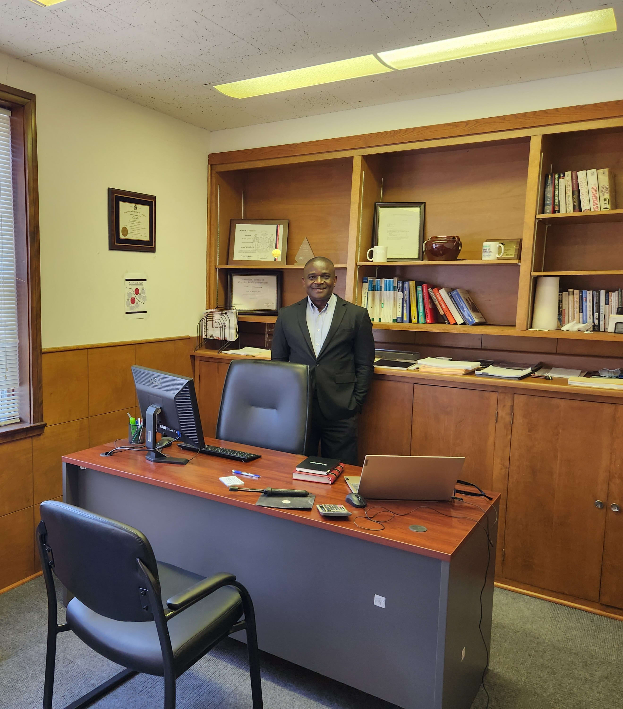 Ampaw & Associates CPAs, LLC in Milwaukee, WI
