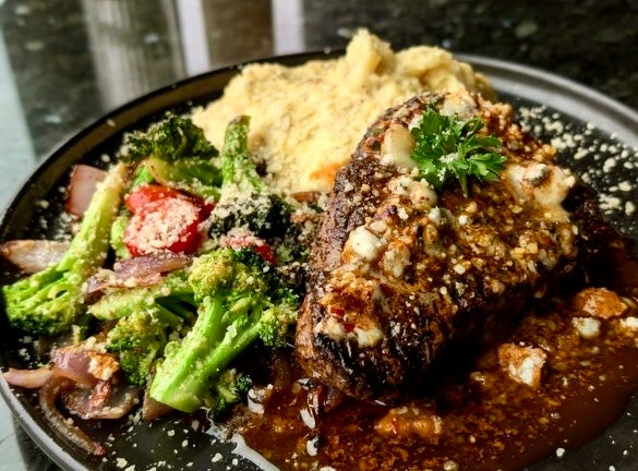 Zazarac's Bar & Eatery in Bryan, OH (6)