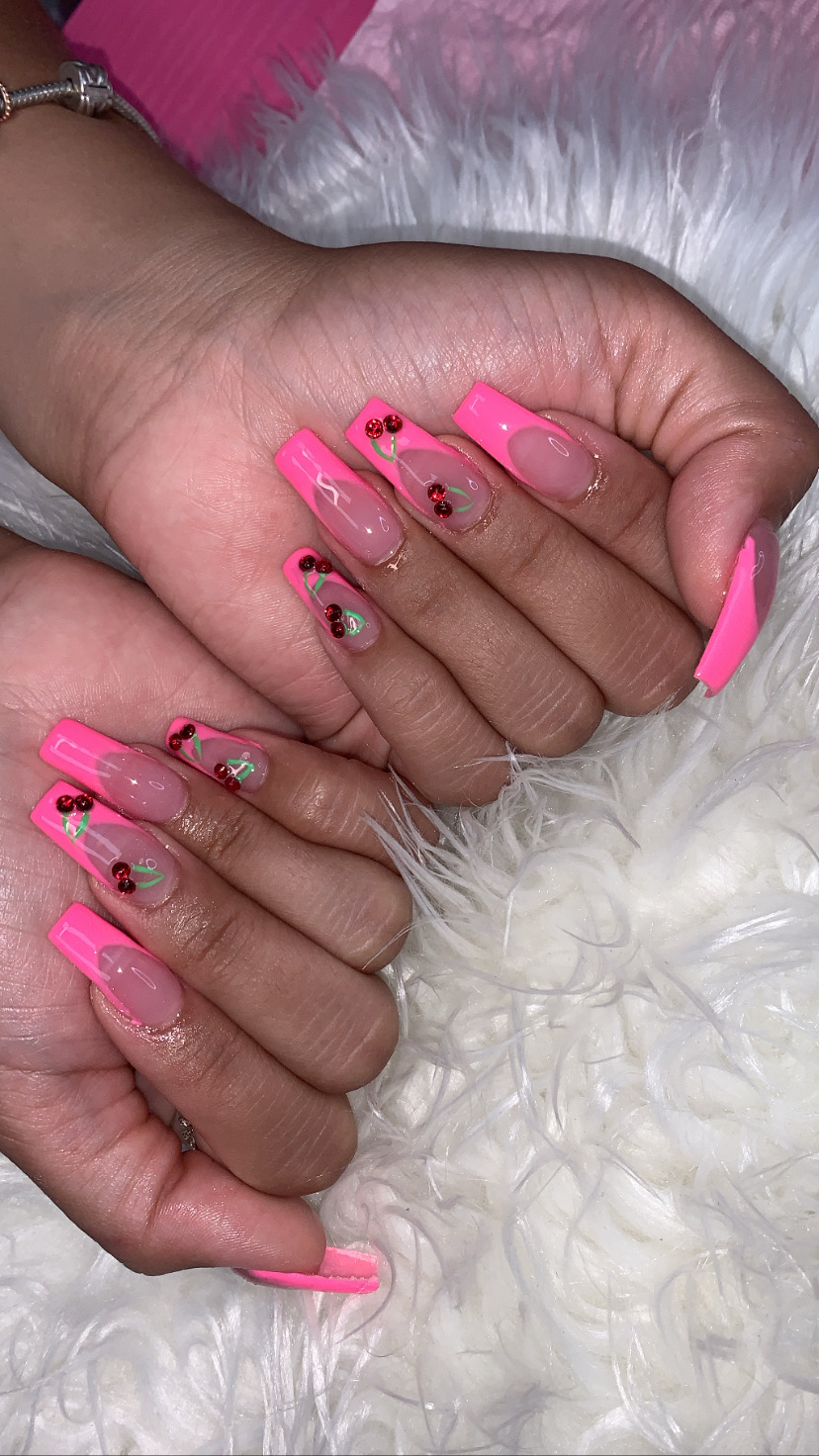 Rosegoldnails LLC in Bayonne, NJ (6)